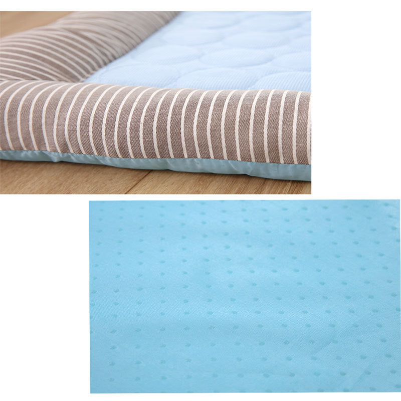 Ice Silk Pet Cooling Mat | Washable Self-Cooling Bed