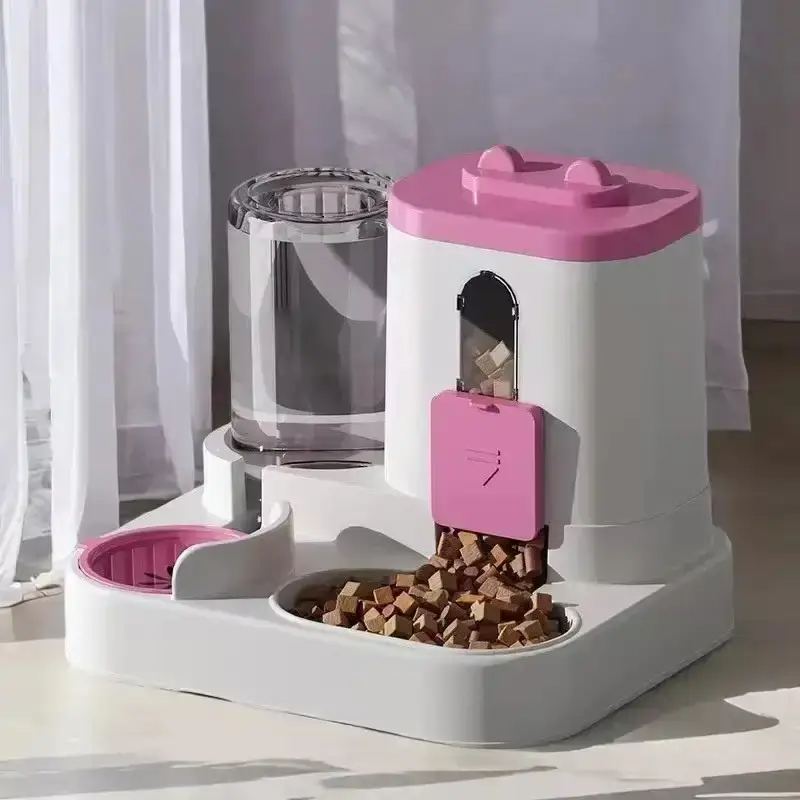 Interactive Pet Food Dispenser Toy – Smart Puzzle Feeder for Dogs & Cats