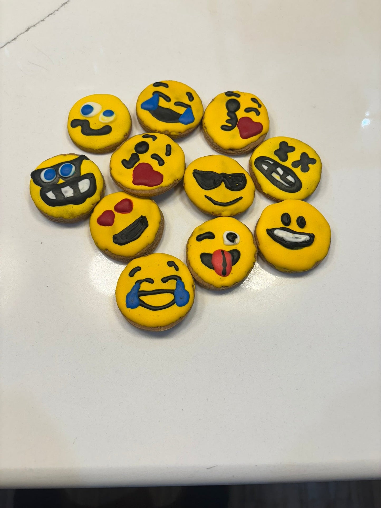 Peanut Butter Treats for Dogs - Emoji Peanut Butter Organic Dog Cookies